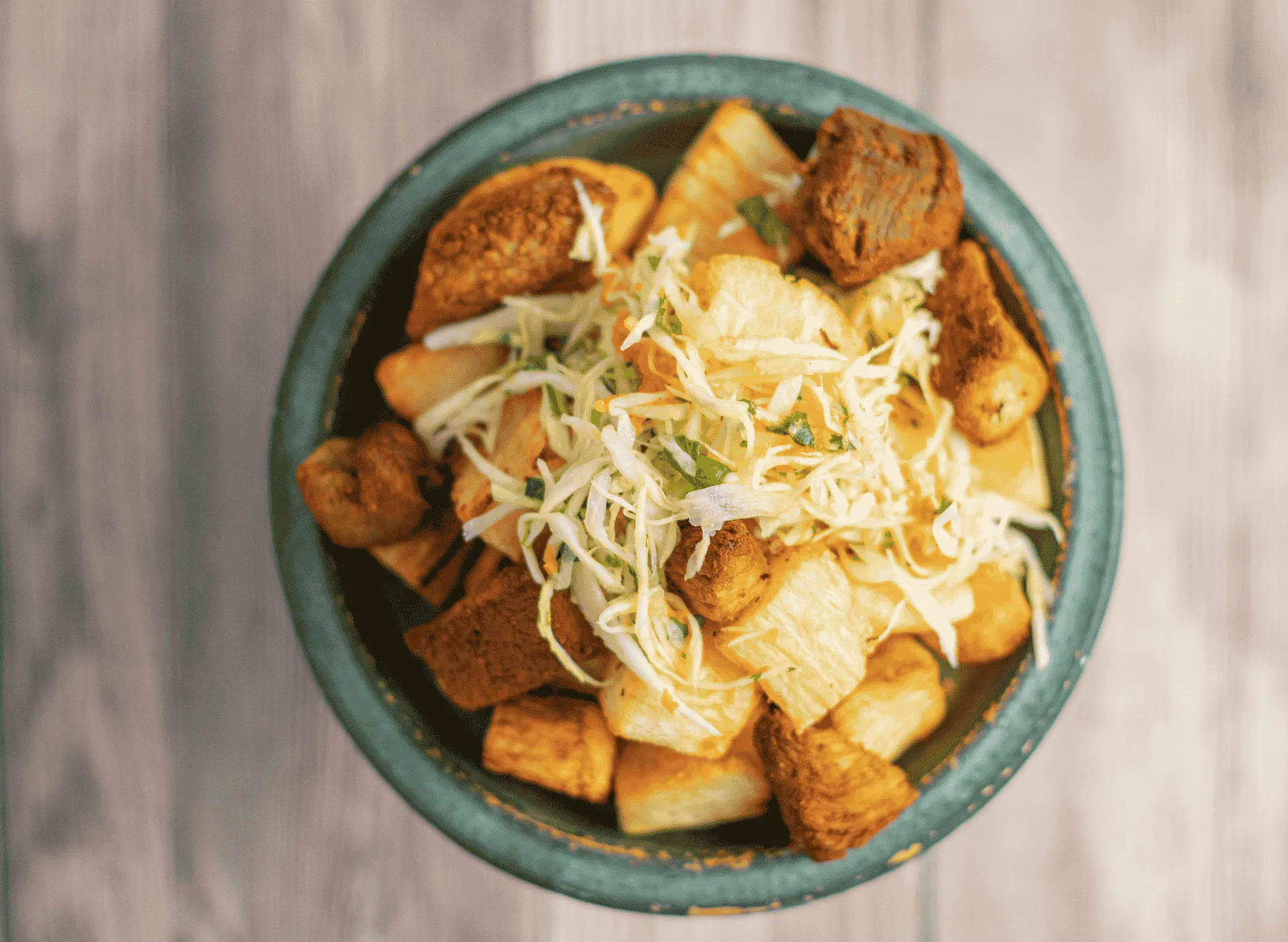 Yuca con Chicharrón